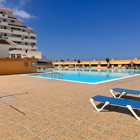 Apartmán Pambnb - Cozy Beachfront With Pool *