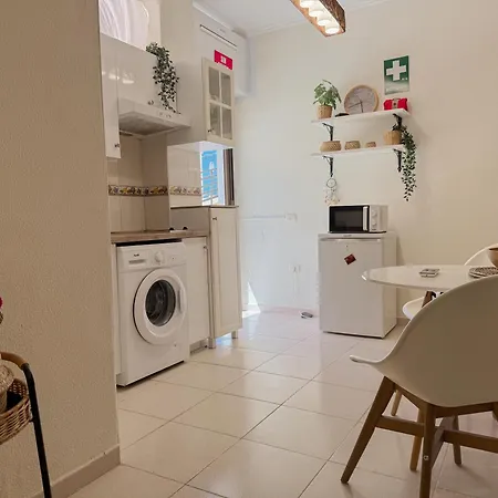 Apartament Pambnb - Cozy Beachfront With Pool *